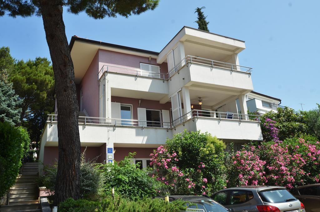 Apartment Borik Alma Ровинь Экстерьер фото